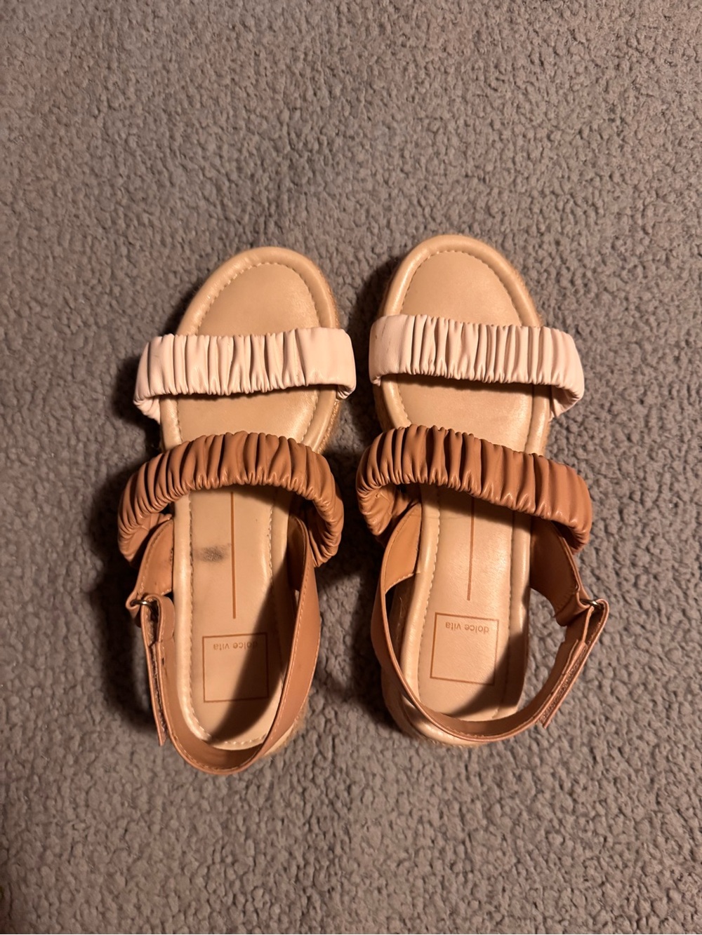 Dolce Vita Two-Tone Ruched Strap Sandals in Beige and Tan